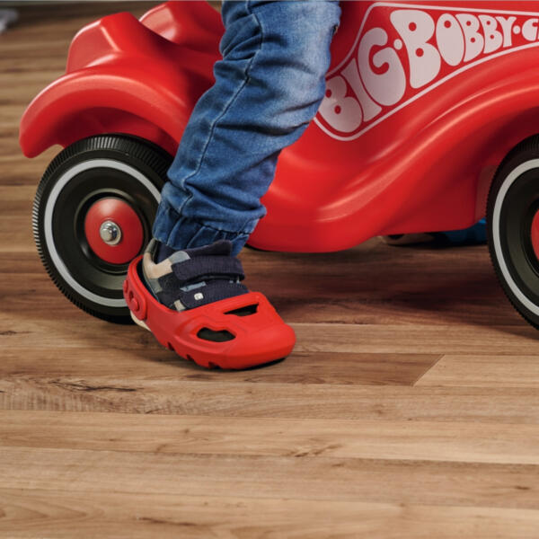 BIG cipővédő piros színű - életkép BIG cipővédő piros színű - életkép